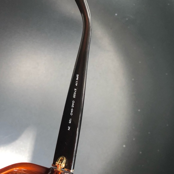 Prada sunglasses - Picture 4 of 4